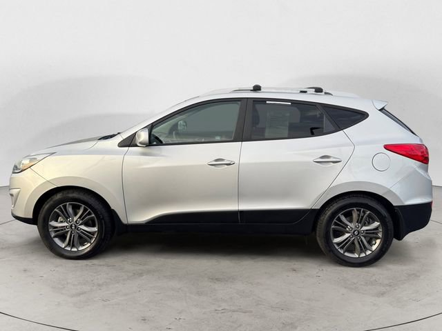 Used 2015 Hyundai Tucson SE image 2