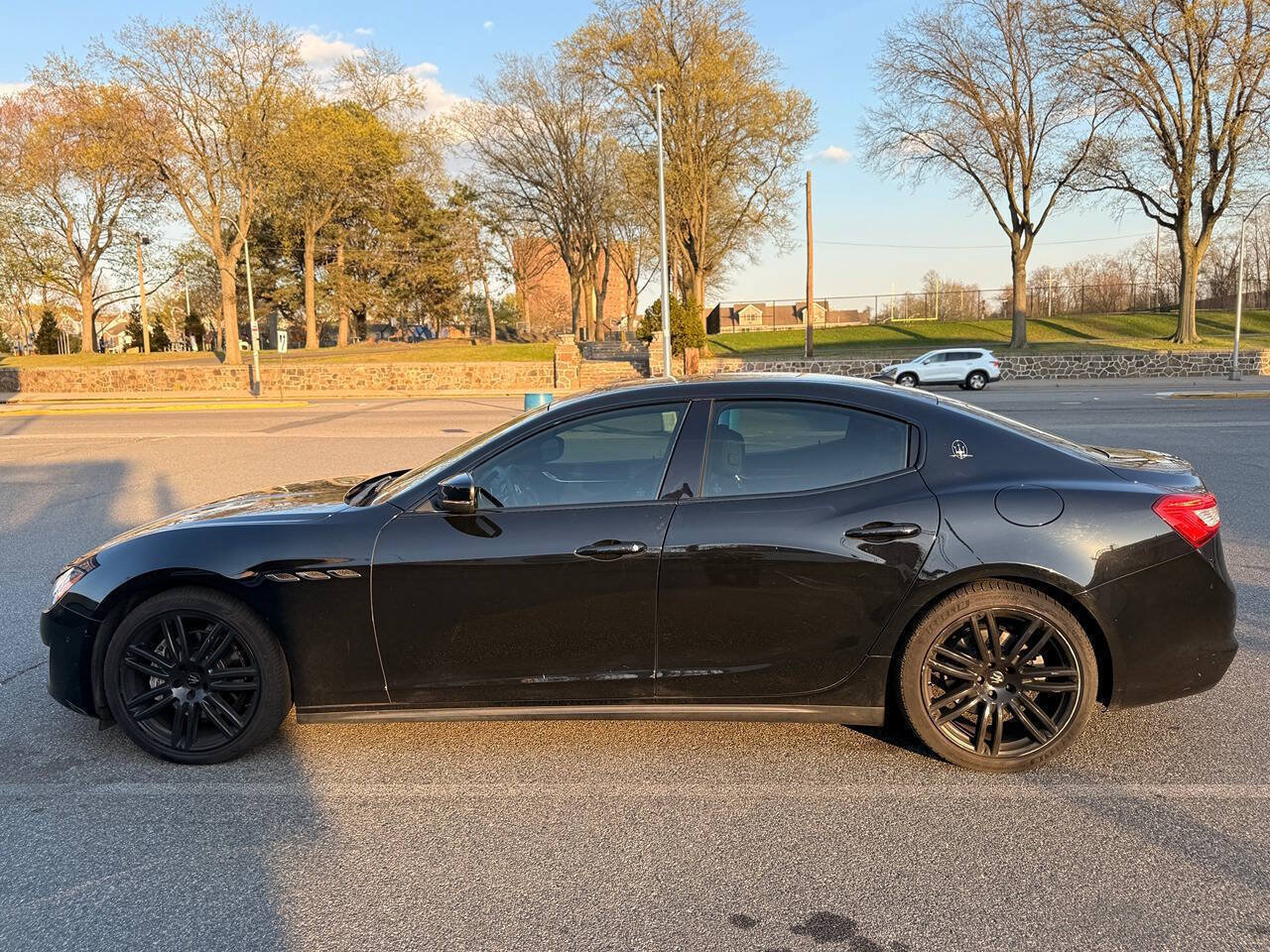 Used 2018 Maserati Ghibli RWD image 13