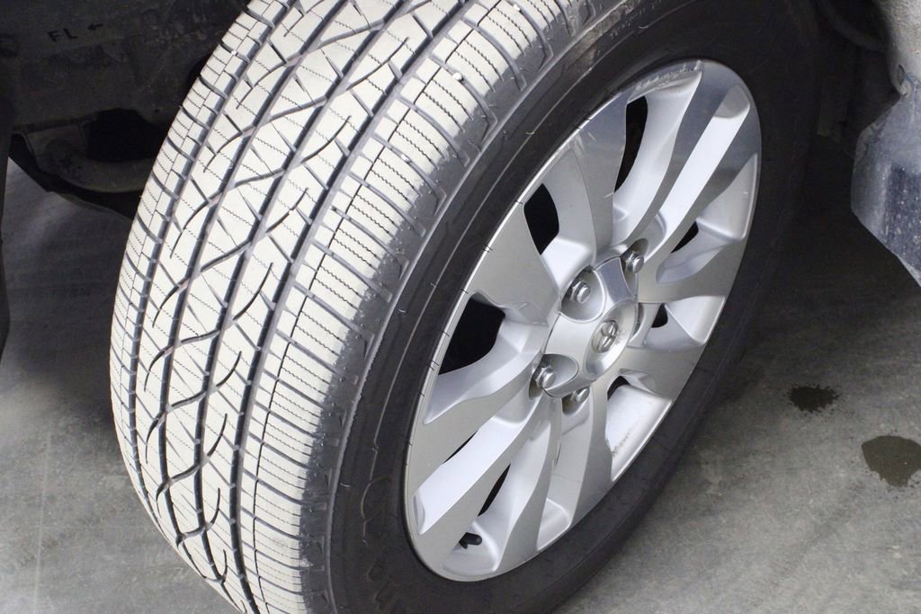 Used 2012 Toyota Sequoia Platinum image 41