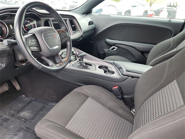 Used 2023 Dodge Challenger SXT image 11