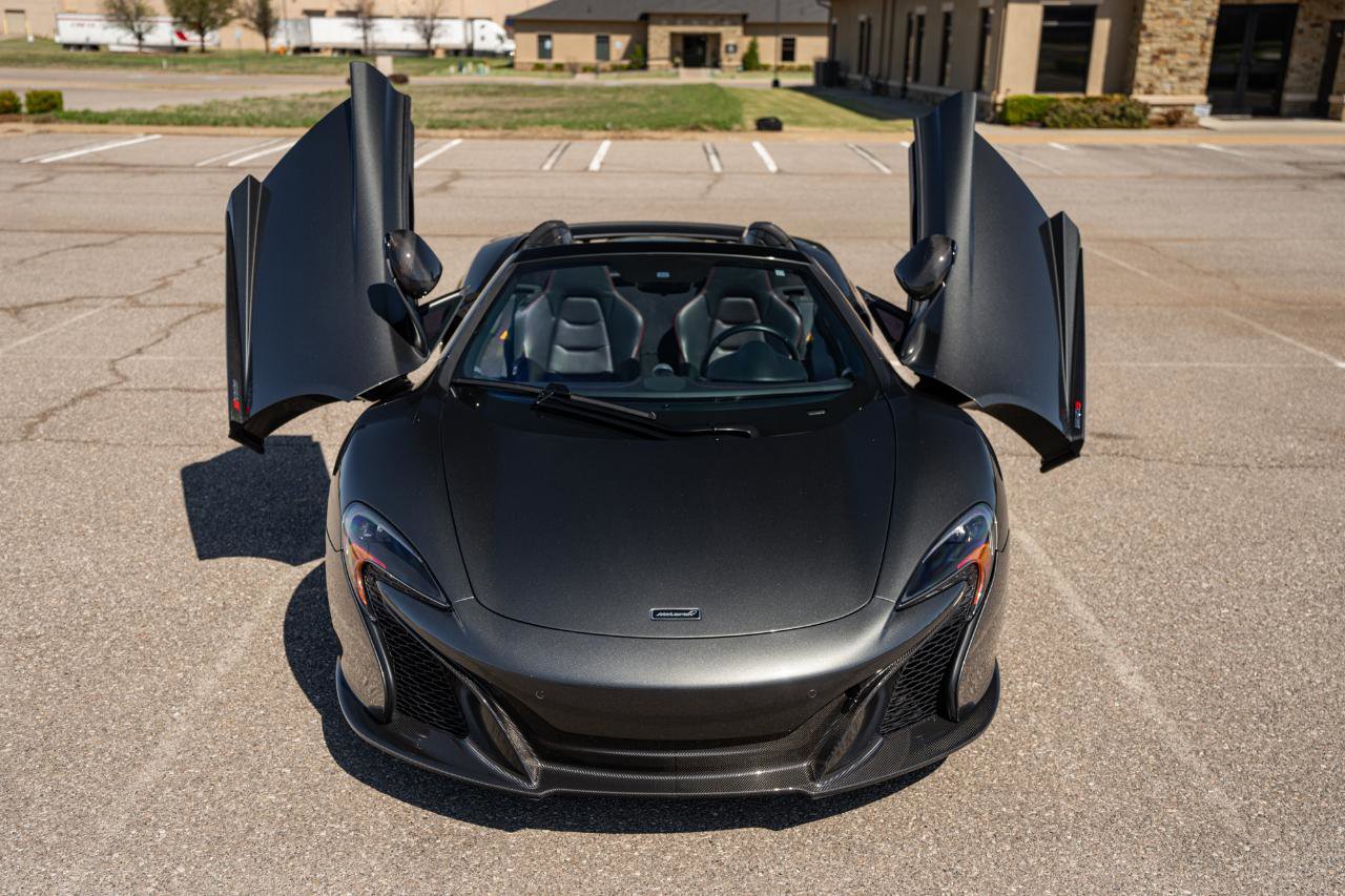 Used 2016 McLaren 650S Spider image 37
