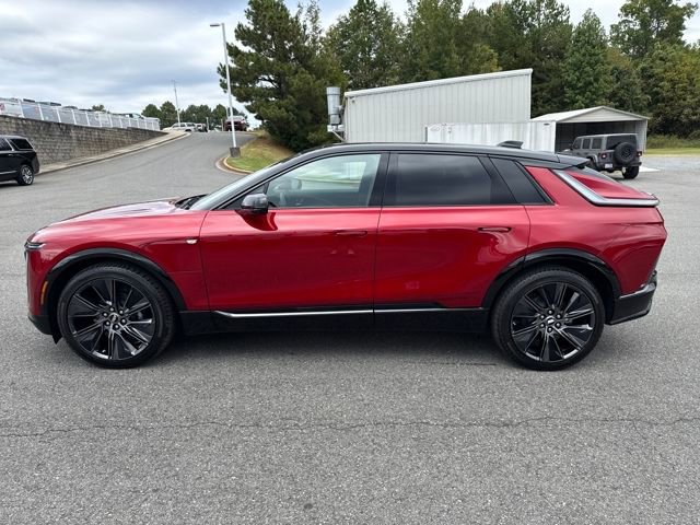 New 2026 Cadillac Lyriq Signature Sport image 2