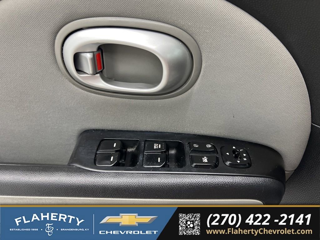Used 2016 Kia Soul FWD image 20