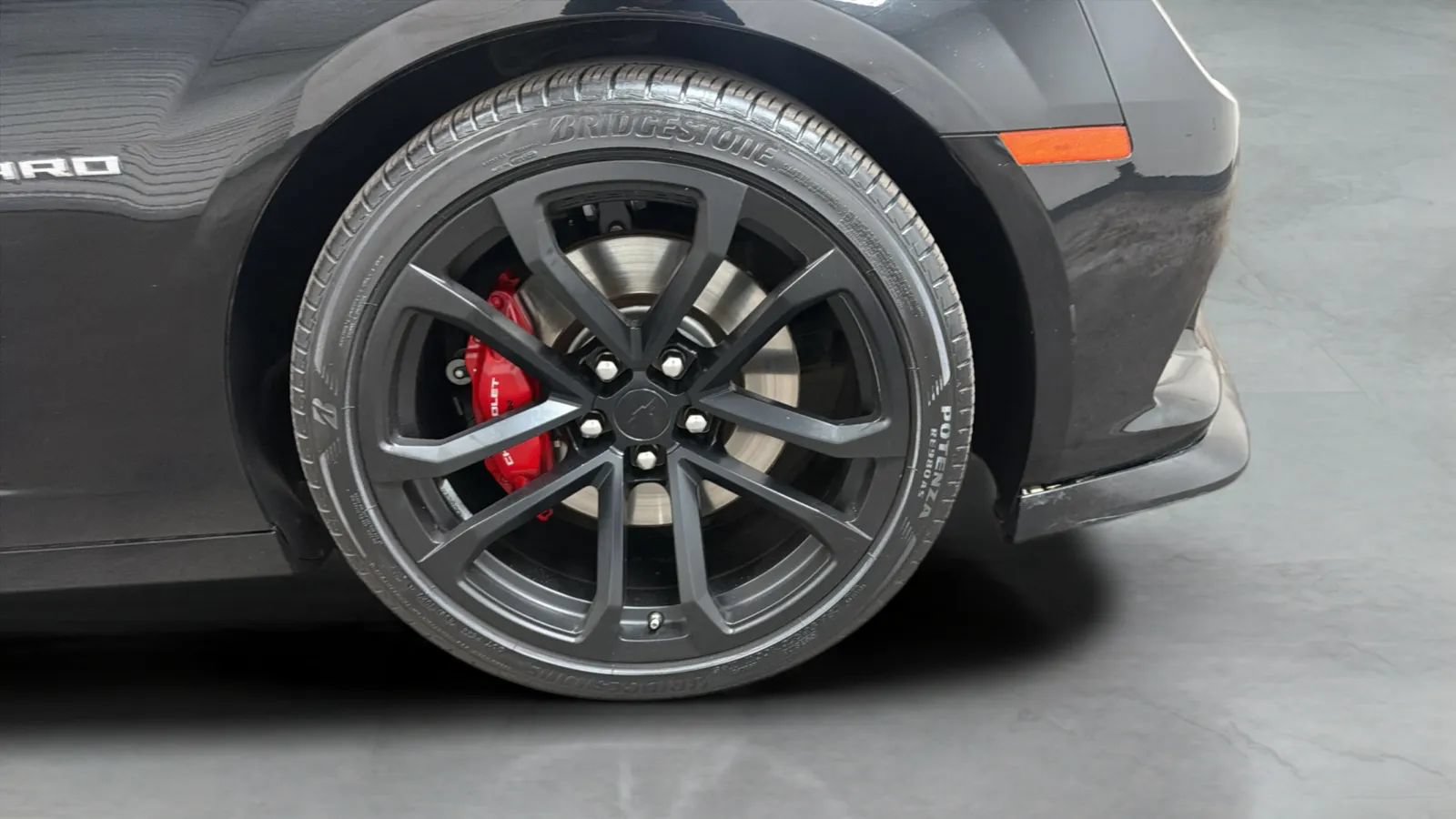 Used 2014 Chevrolet Camaro SS w/ SS Performance Package RWD image 23
