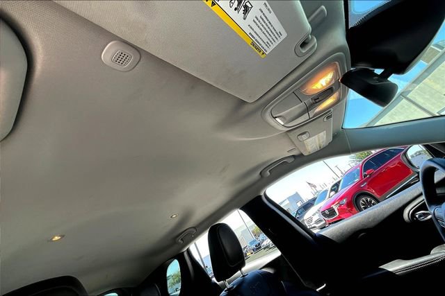 Used 2023 Jeep Cherokee Altitude Lux image 24