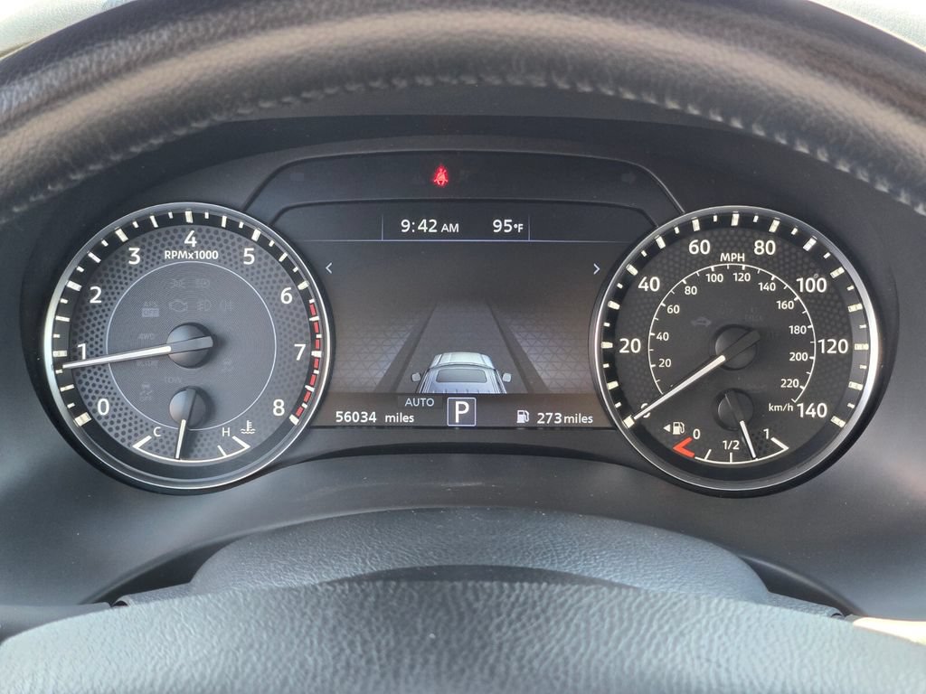 Used 2024 Nissan Armada SV AWD/4WD image 28