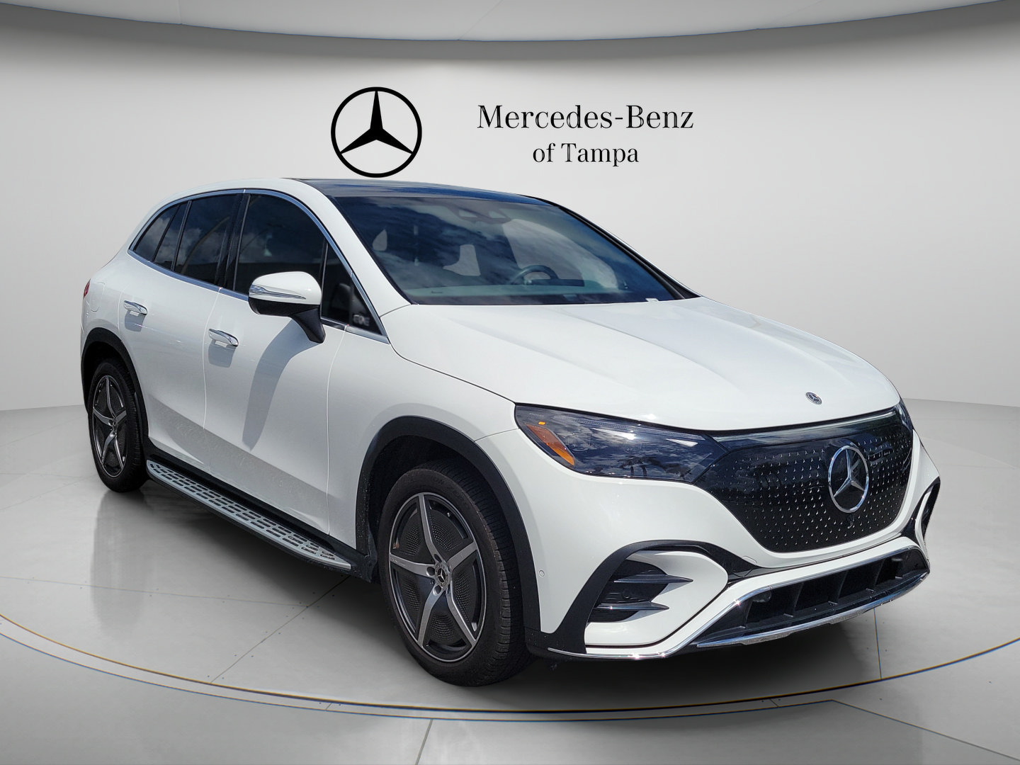 Certified 2023 Mercedes-Benz EQE 500 4MATIC SUV image 4