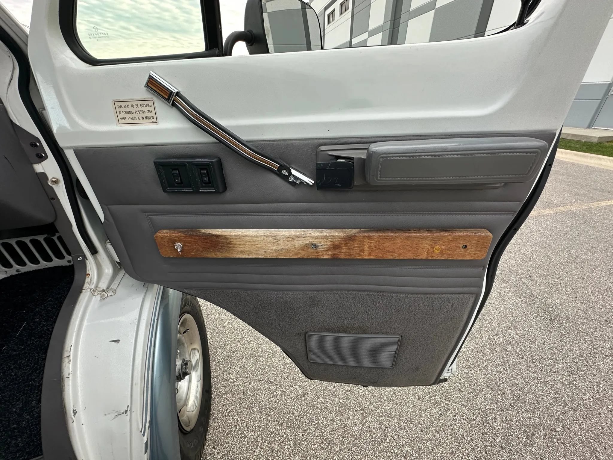 Used 1997 Dodge B3500 RWD image 40