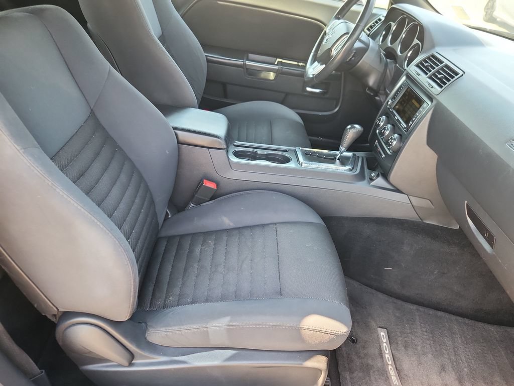 Used 2014 Dodge Challenger SXT w/ Sport Appearance Package RWD image 13