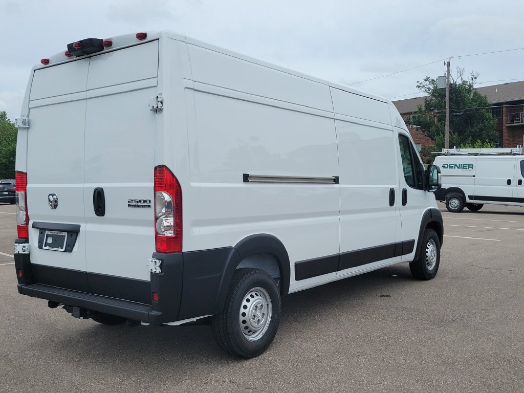 New 2026 RAM ProMaster 2500 w/ Convenience Group FWD image 4
