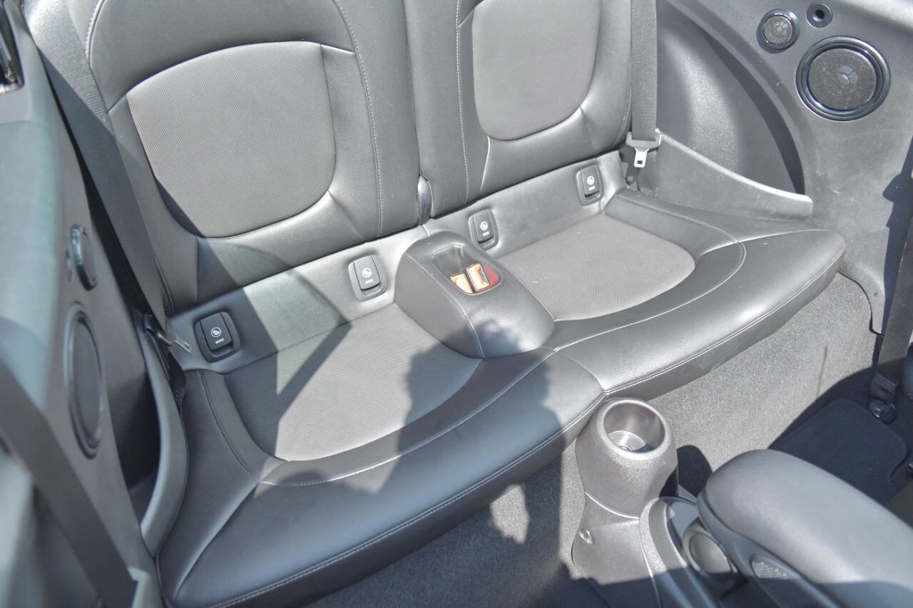 Used 2018 MINI Cooper Cooper 2dr Convertible image 39