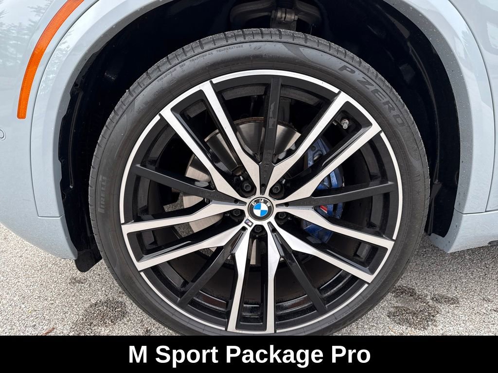 Used 2025 BMW X5 xDrive40i w/ Executive Package image 11