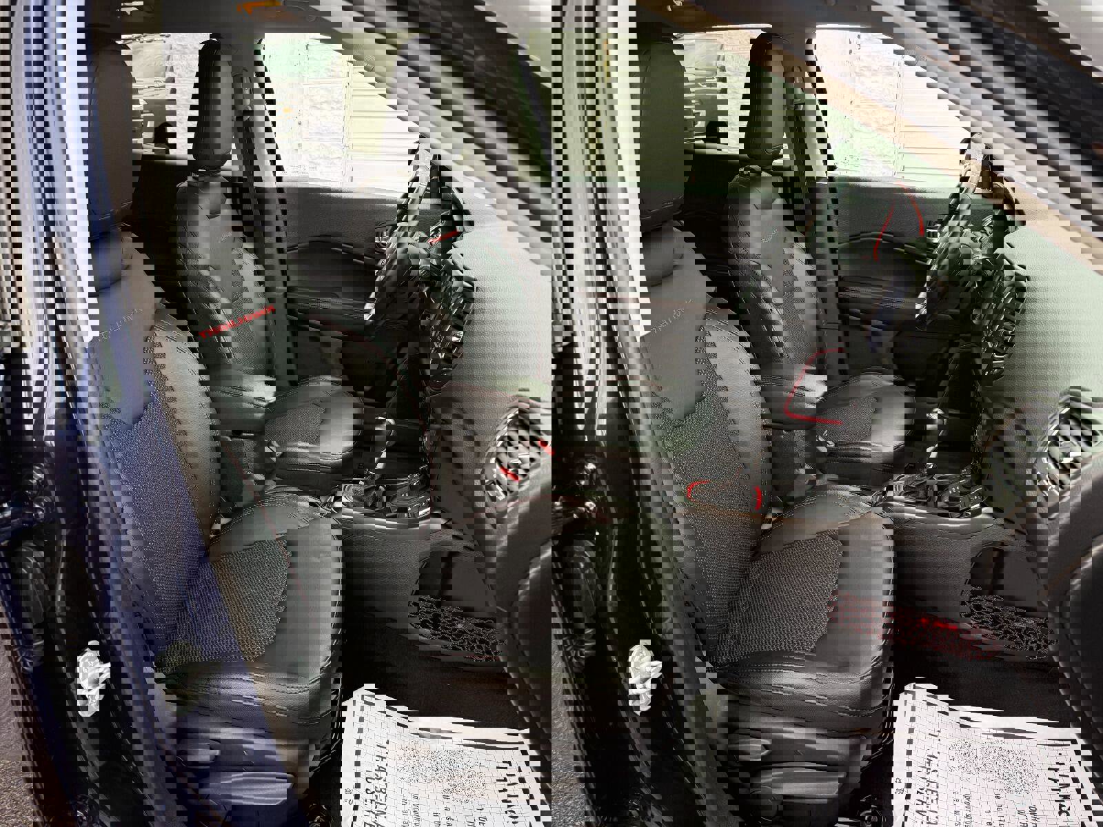 Used 2018 Jeep Compass Trailhawk w/ Cold Weather Group image 17