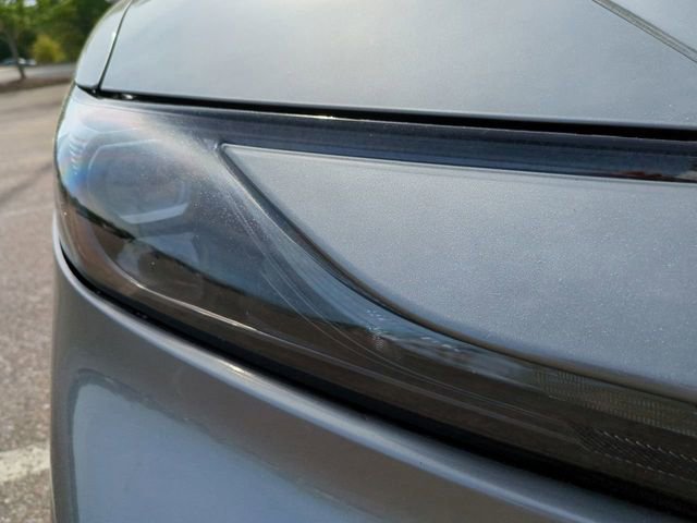 Used 2025 Toyota Camry SE w/ Convenience Package image 10