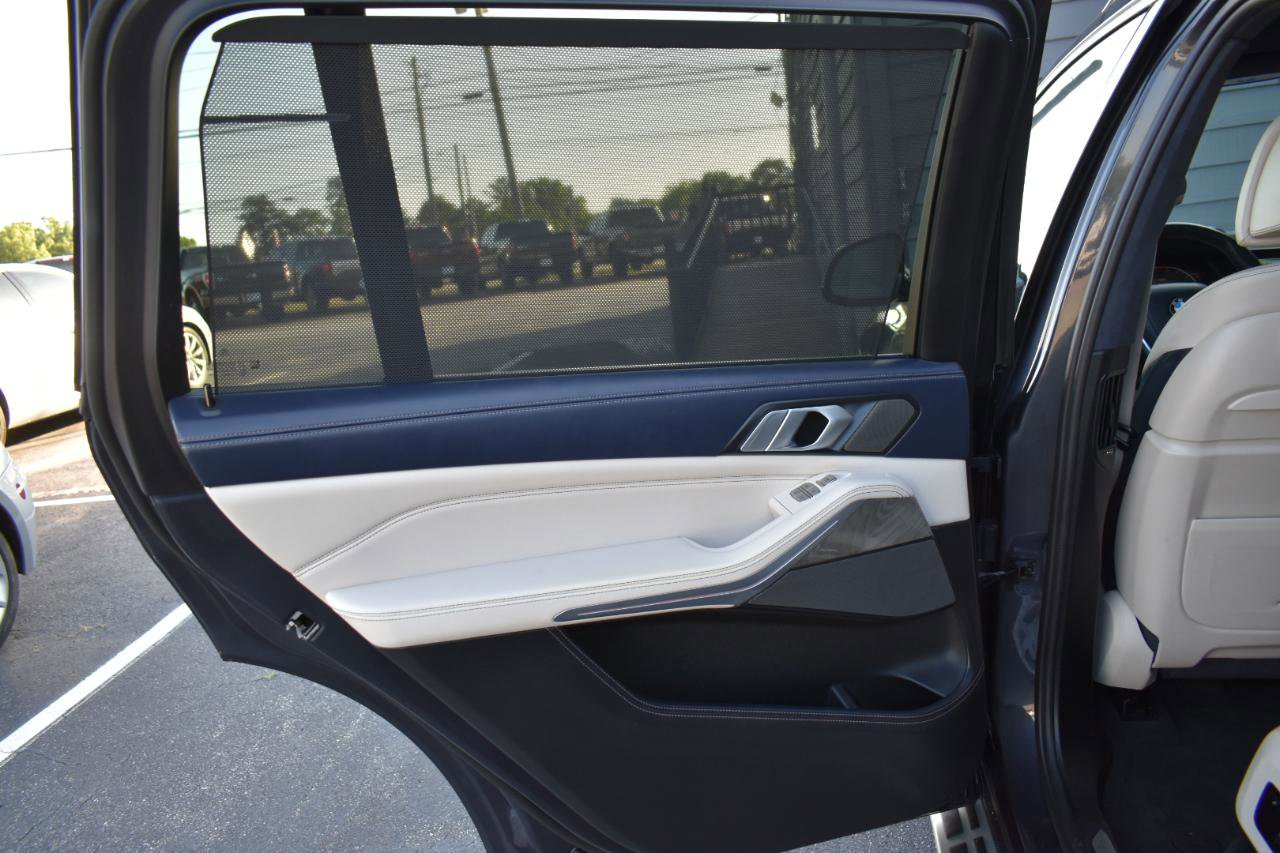 Used 2019 BMW X7 xDrive40i w/ Premium Package AWD/4WD image 38