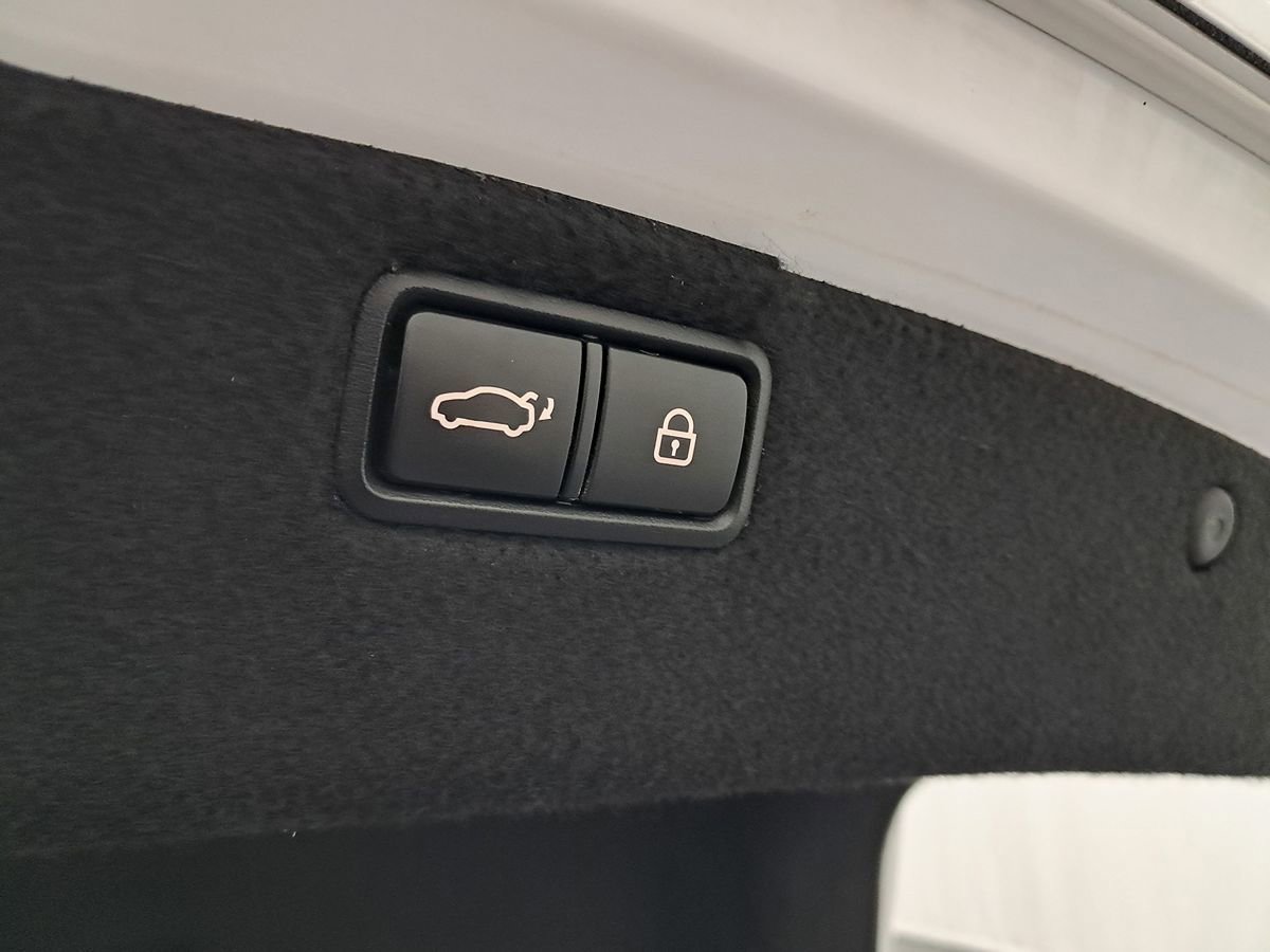 Used 2018 Genesis G80 3.3T Sport AWD/4WD image 55