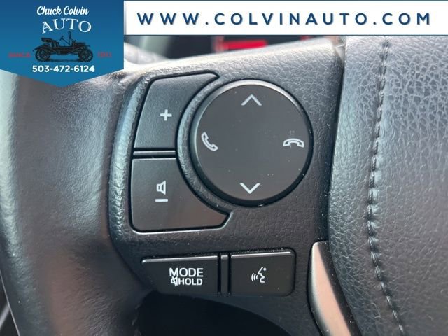 Used 2016 Toyota RAV4 SE image 18