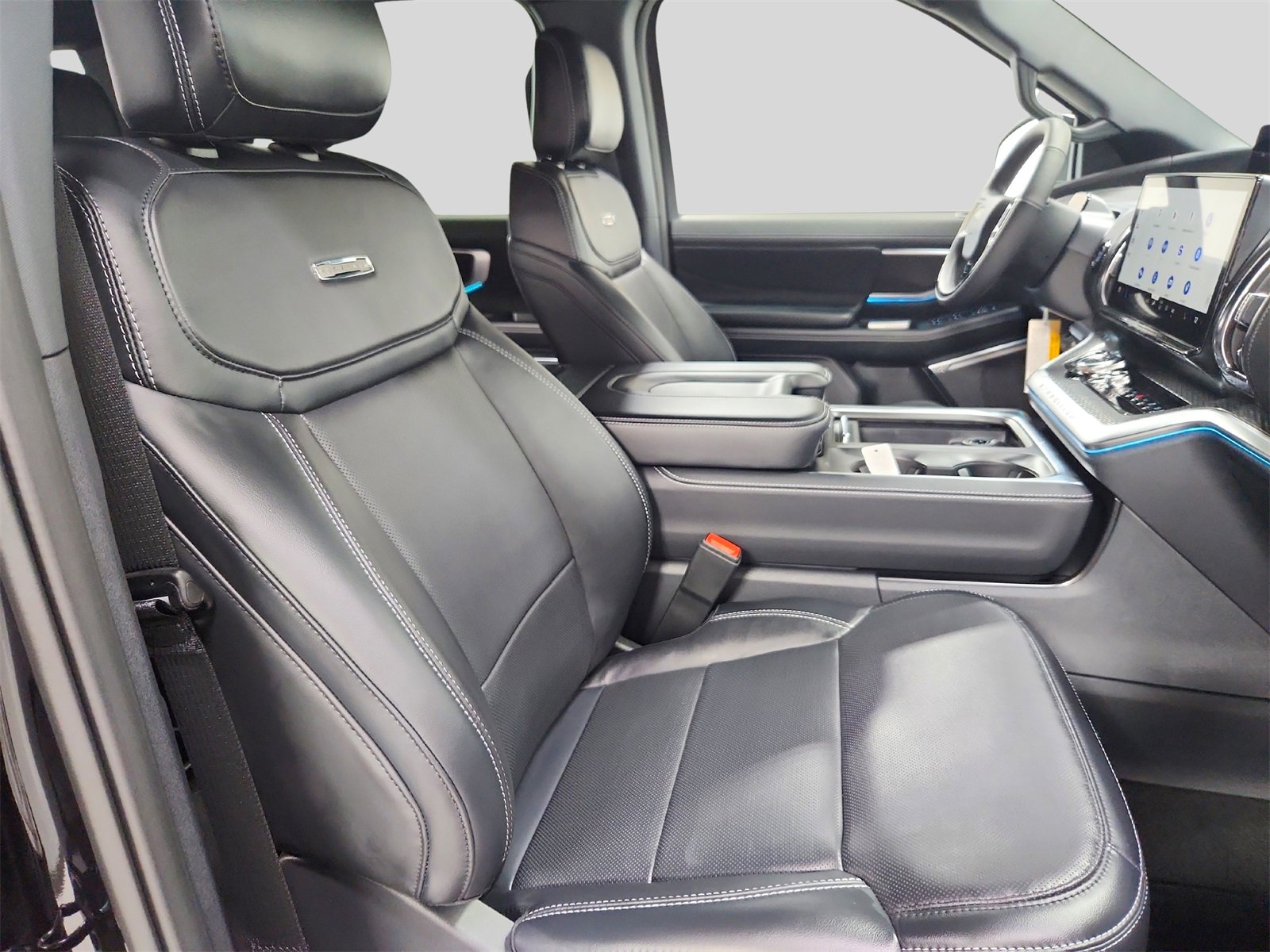 New 2025 Ford Expedition Platinum image 38