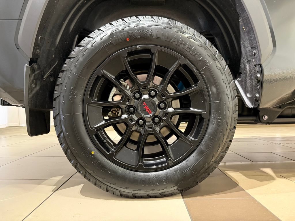 Used 2025 Toyota Tundra Limited w/ TRD Off-Road Package AWD/4WD image 9