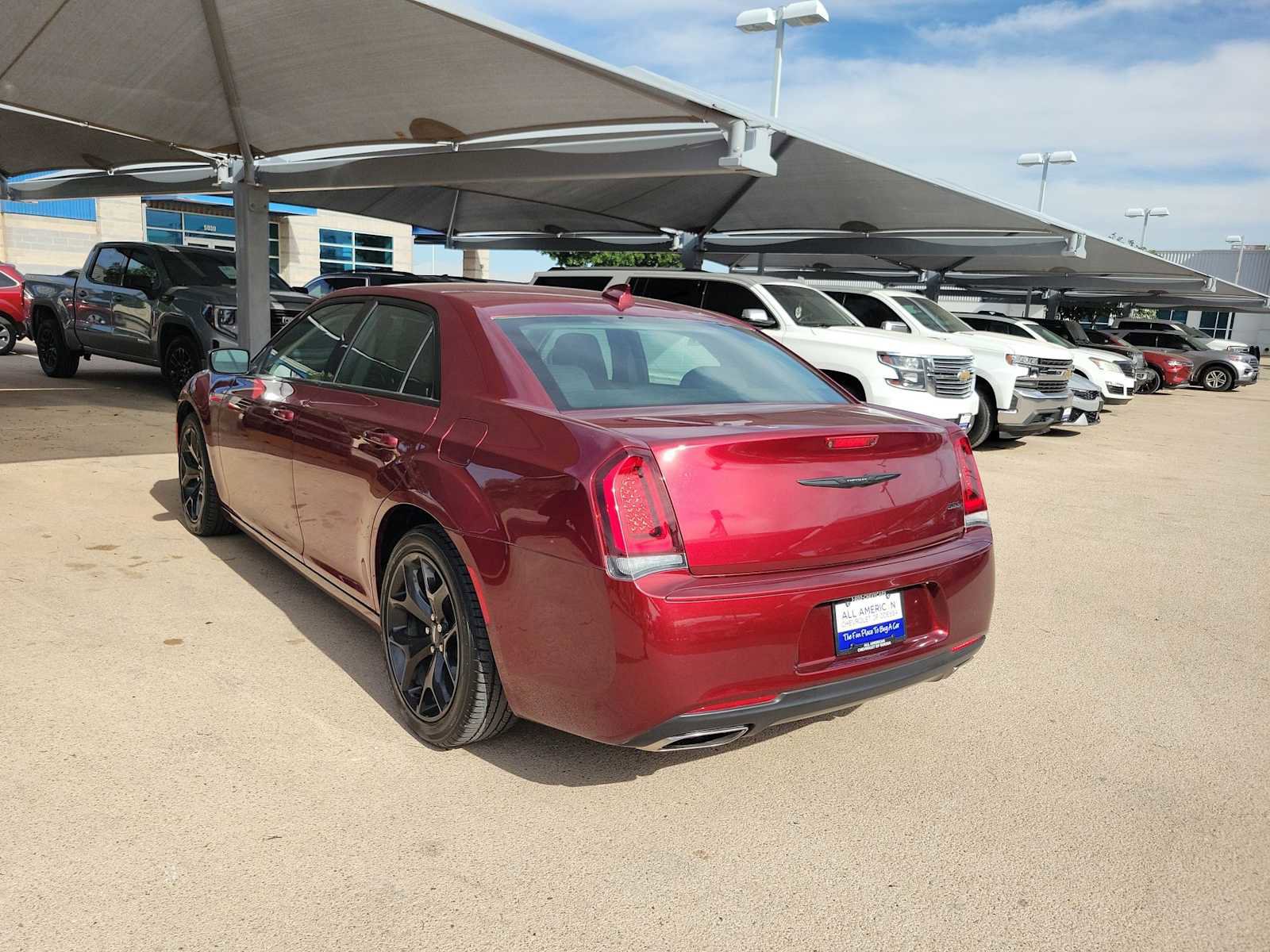 Used 2021 Chrysler 300 Touring w/ Sport Appearance Package RWD image 6