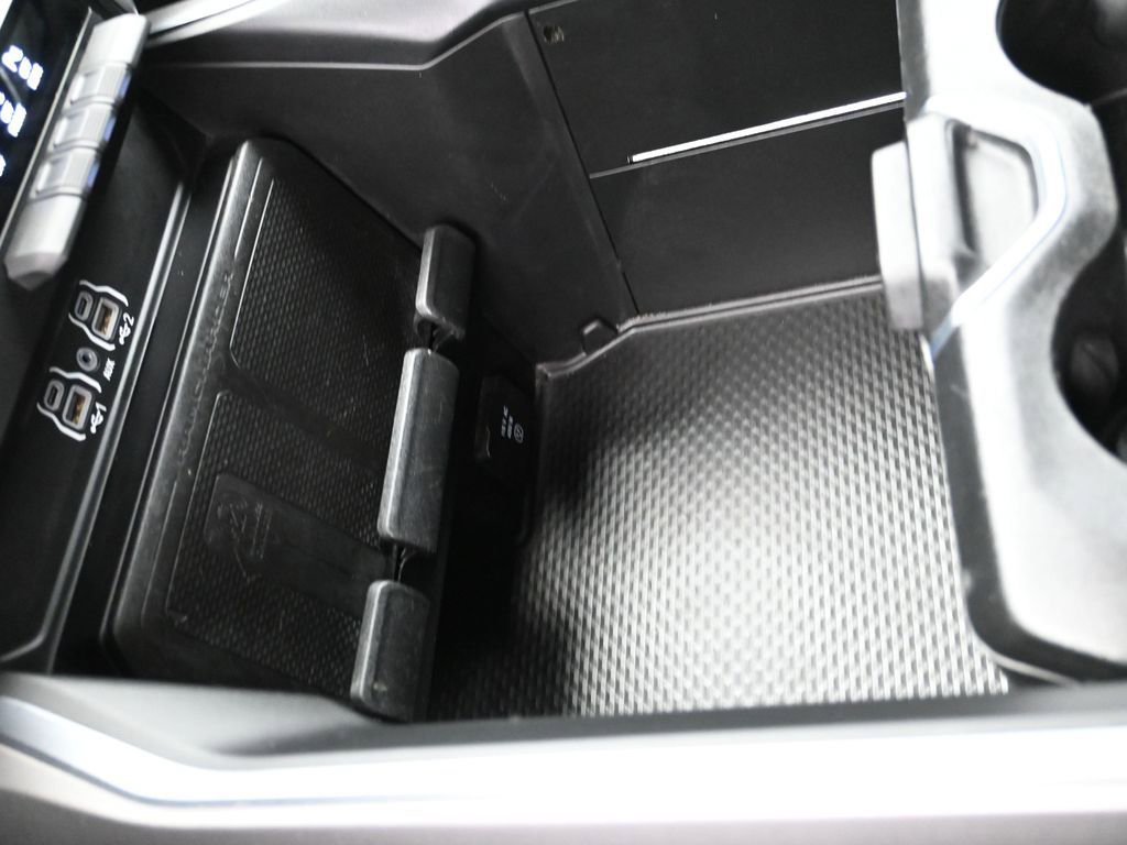 Used 2025 RAM 1500 Big Horn image 23