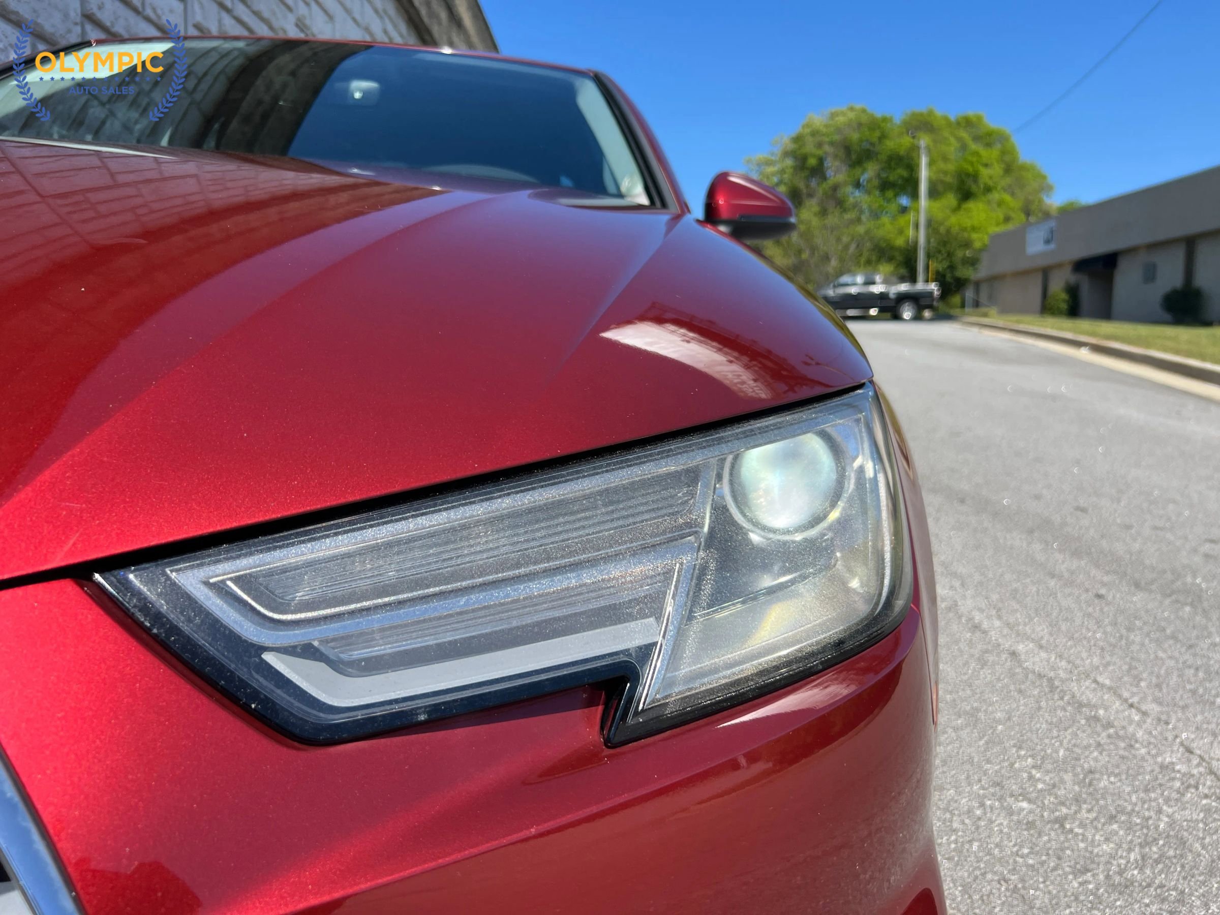 Used 2018 Audi A4 2.0T Ultra Premium w/ Convenience Package FWD image 13