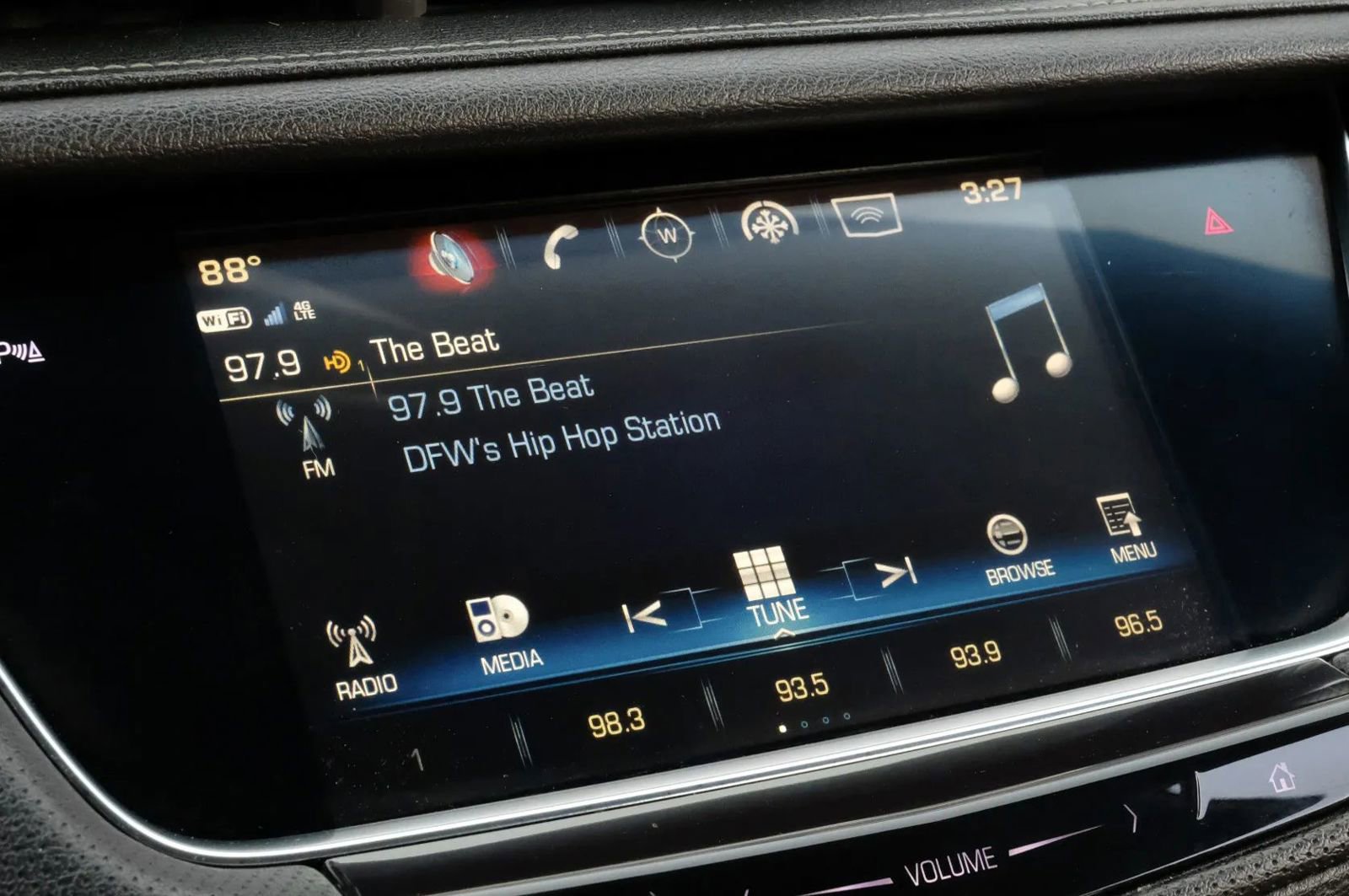 Used 2018 Cadillac XT5 FWD image 31