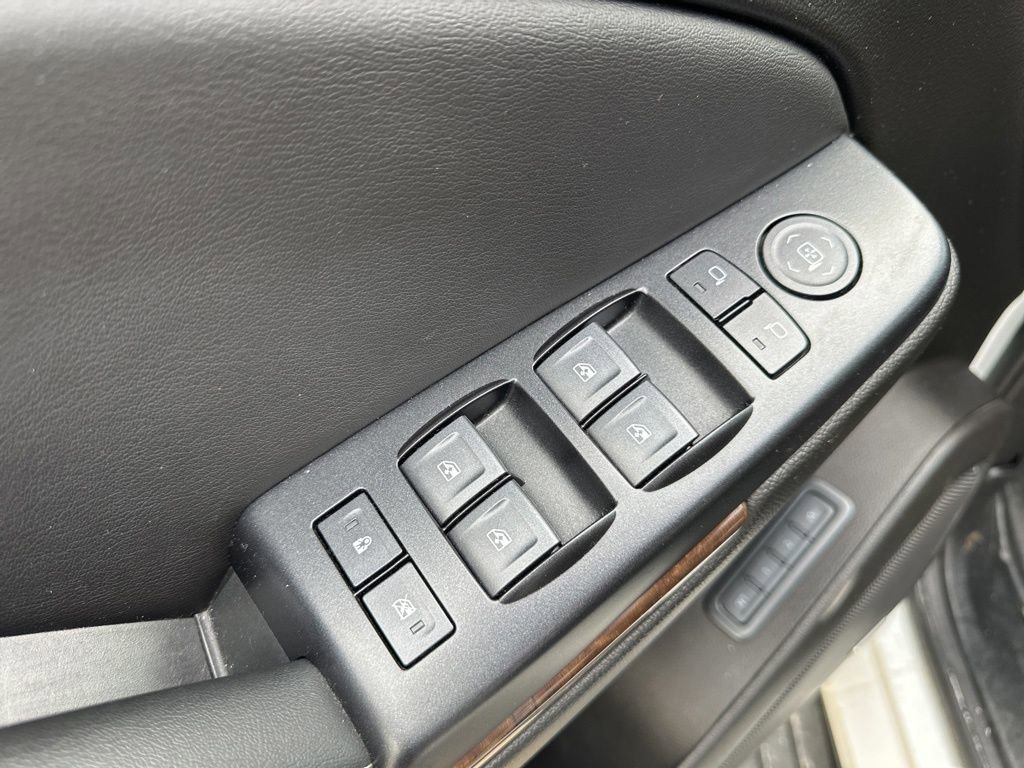 Used 2019 Chevrolet Tahoe LT image 17