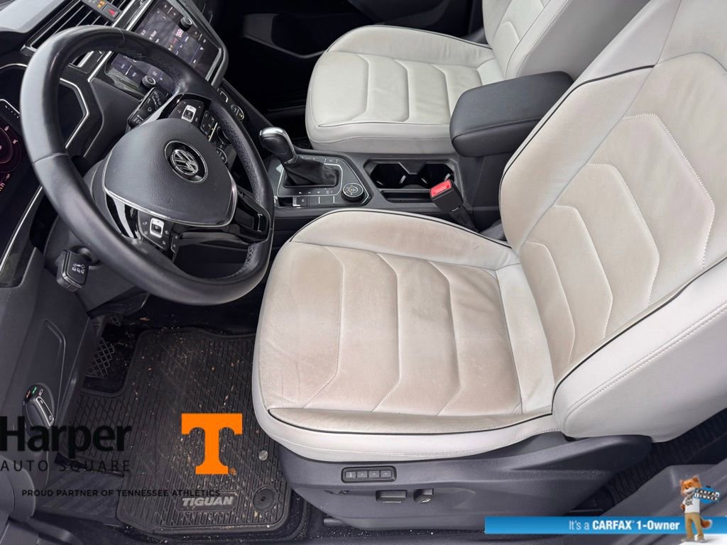 Used 2019 Volkswagen Tiguan SEL Premium image 13