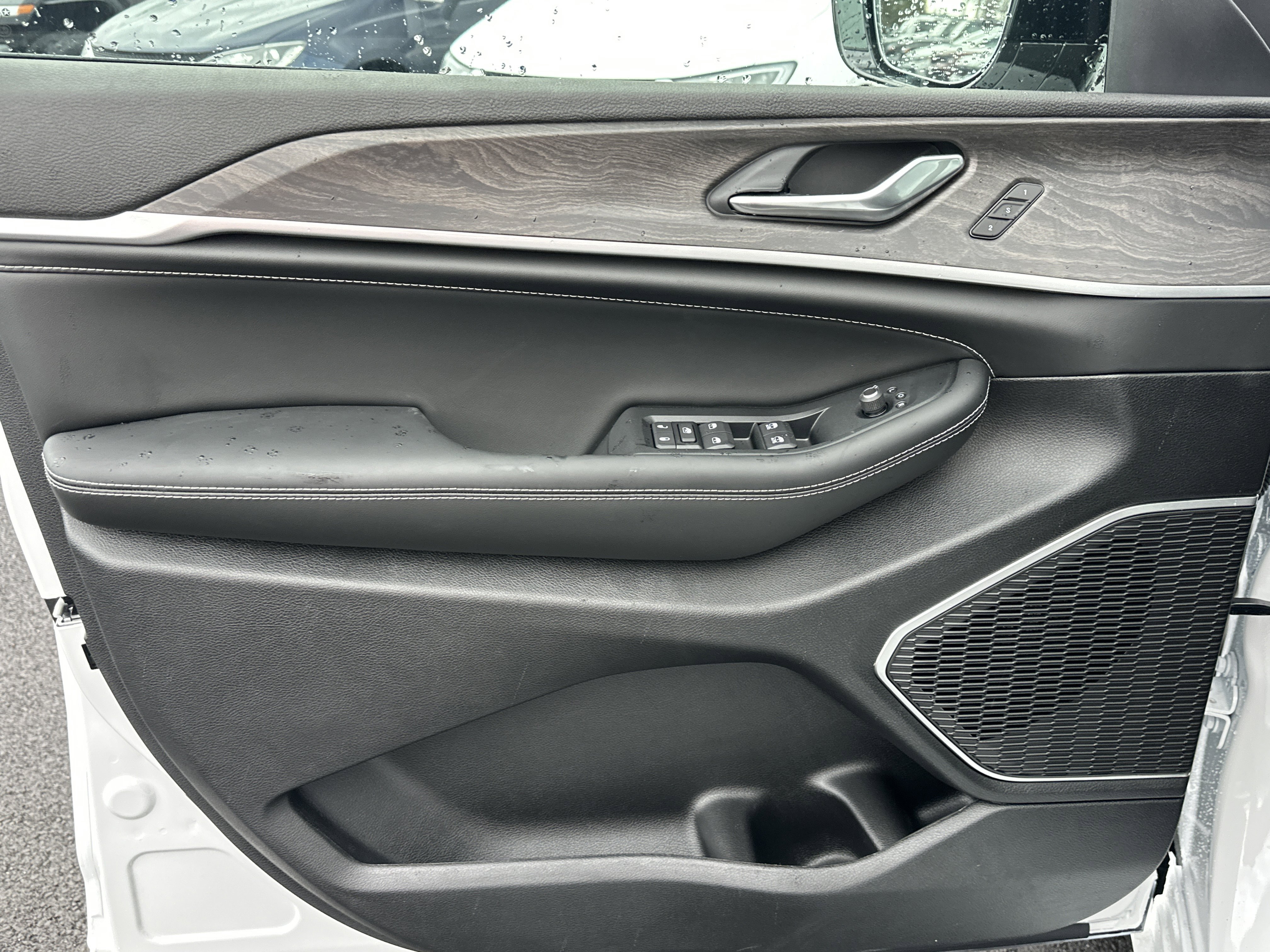 New 2026 Jeep Grand Cherokee Limited Reserve image 29