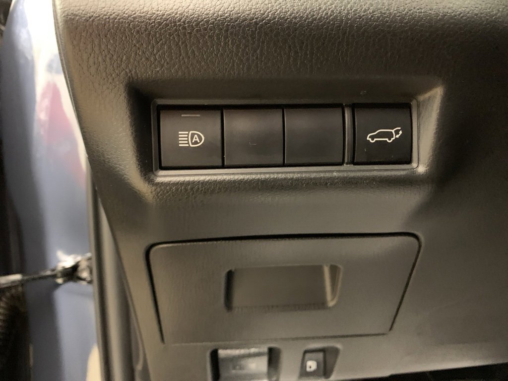 Used 2025 Toyota Grand Highlander AWD image 20