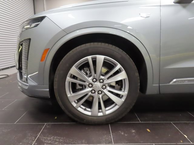 Certified 2025 Cadillac XT6 Premium Luxury image 13