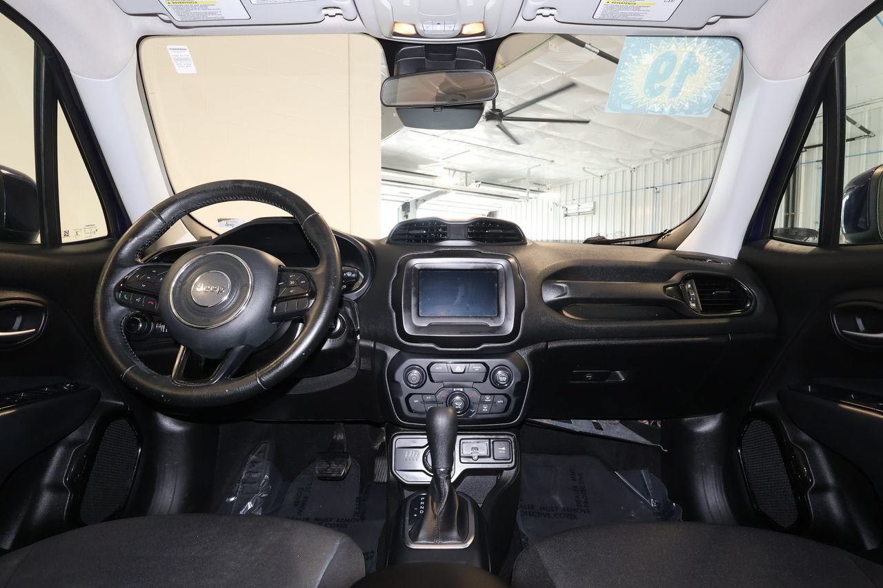 Used 2019 Jeep Renegade Altitude w/ Quick Order Package 2XM AWD/4WD image 28
