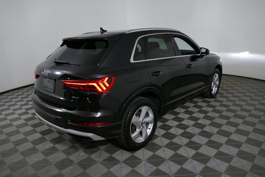 Used 2021 Audi Q3 2.0T Premium AWD/4WD image 3