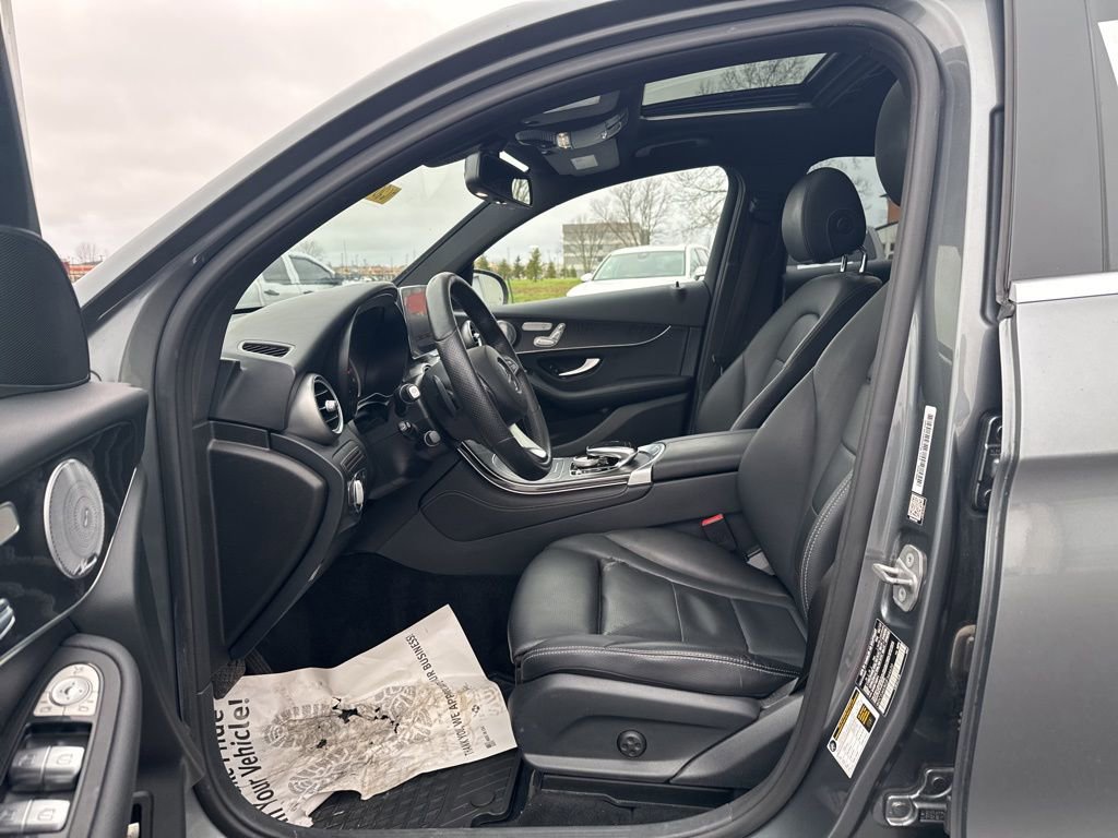 Used 2018 Mercedes-Benz GLC 300 4MATIC Coupe image 34