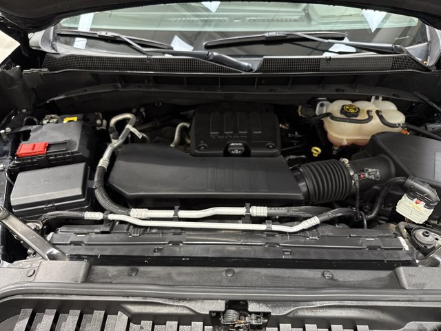 Used 2023 Chevrolet Silverado 1500 LT AWD/4WD image 30