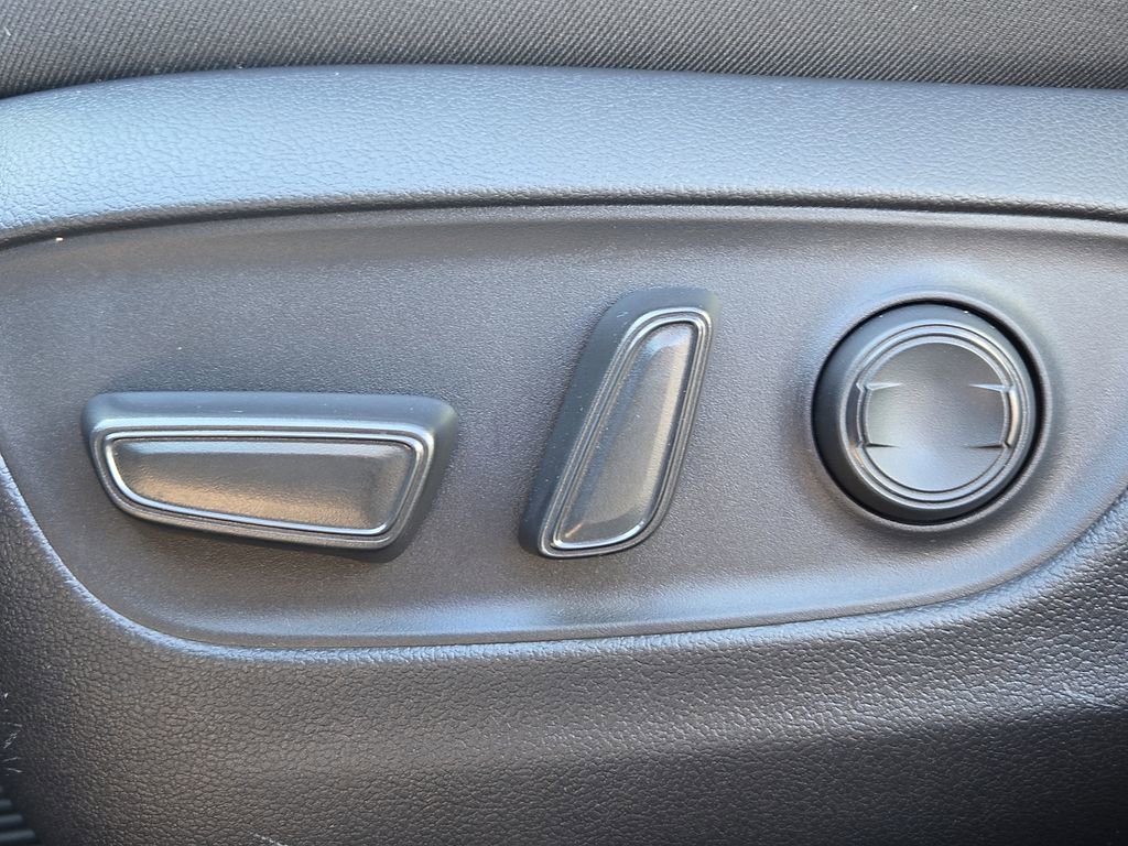 Used 2019 Toyota RAV4 XLE w/ Convenience Package AWD/4WD image 27