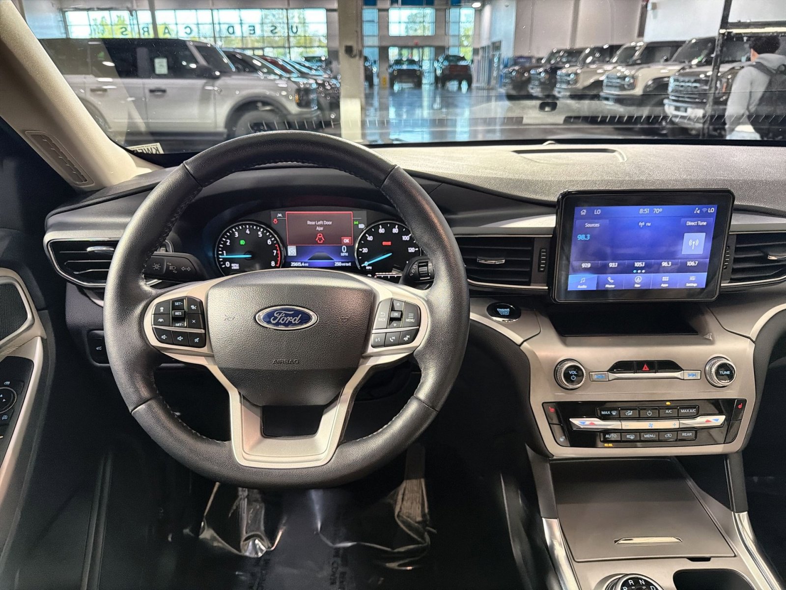 Used 2022 Ford Explorer XLT w/ Equipment Group 202A image 35