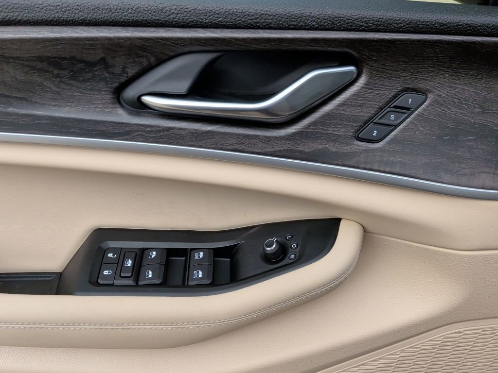 New 2025 Jeep Grand Cherokee Limited image 12