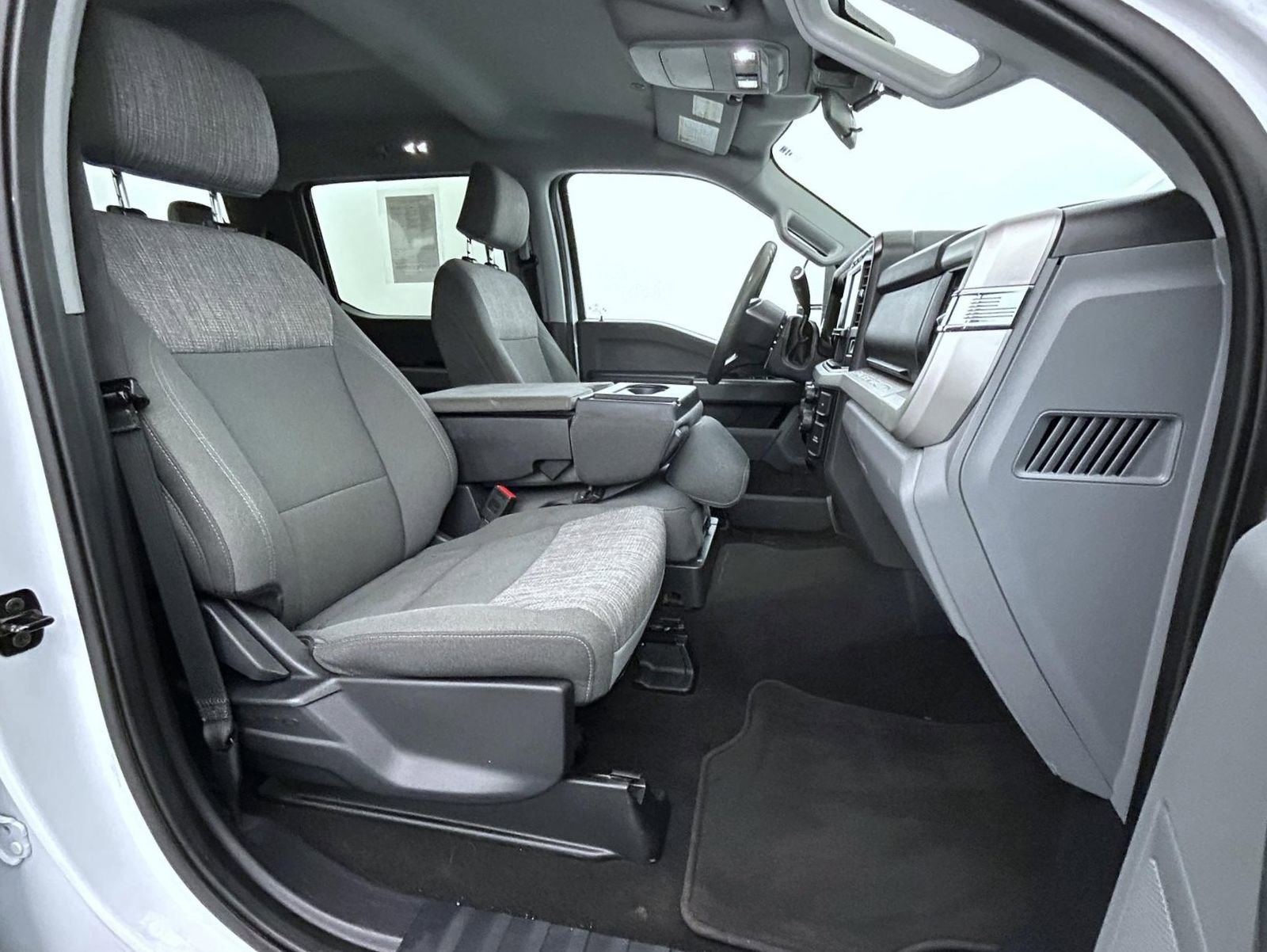 Used 2024 Ford F250 XLT image 15