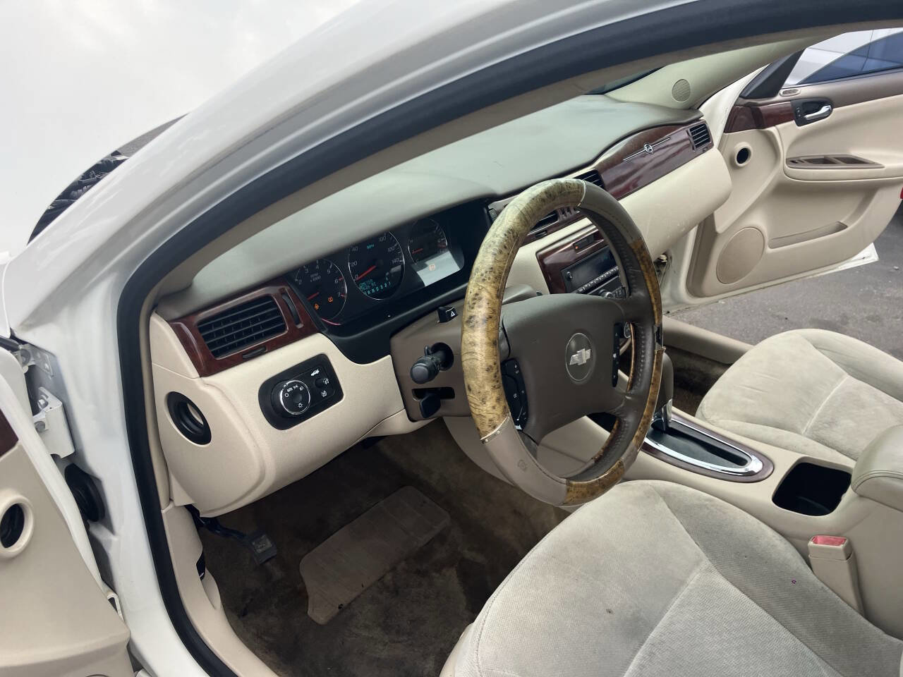 Used 2007 Chevrolet Impala LT FWD image 21
