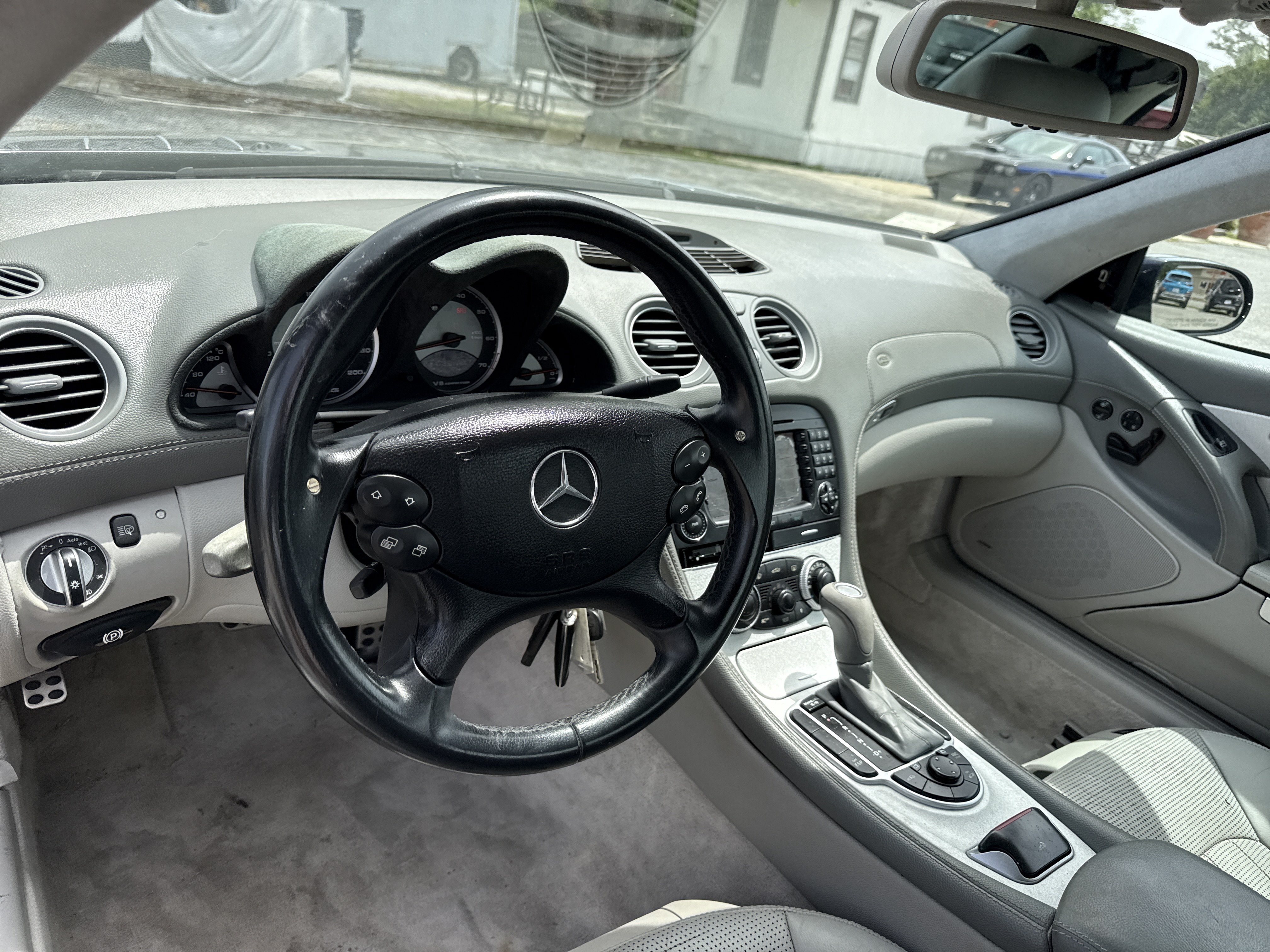 Used 2006 Mercedes-Benz SL 55 AMG image 11
