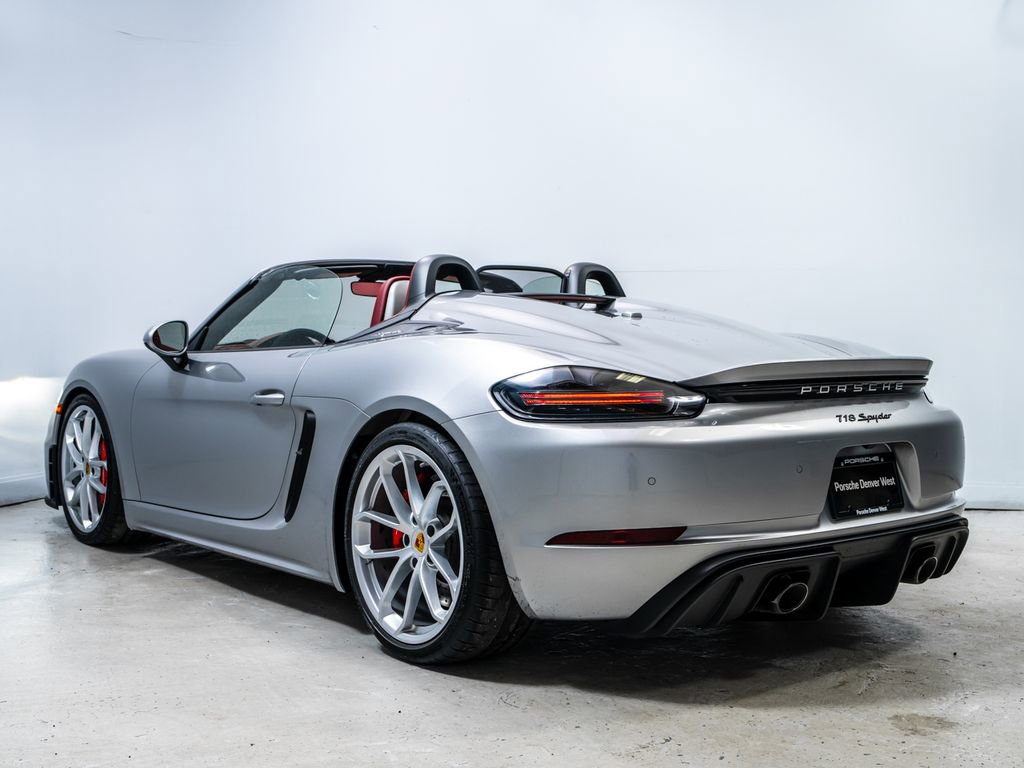 Certified 2021 Porsche 718 Boxster Spyder image 3