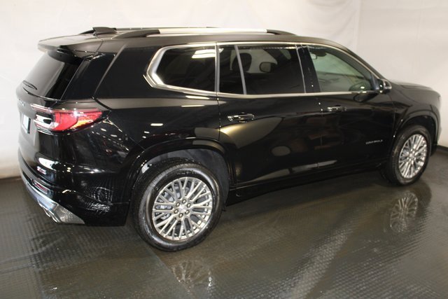 Used 2025 GMC Acadia Denali w/ LPO, Floor Liner Package image 5