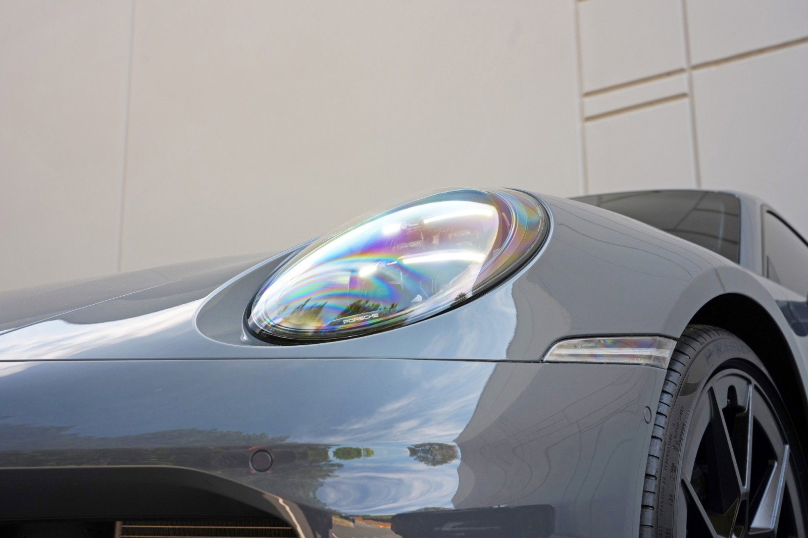 Used 2025 Porsche 911 Carrera w/ Premium Package RWD image 56