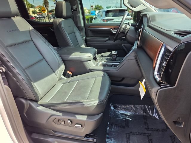 Used 2023 GMC Sierra 1500 Denali AWD/4WD image 16