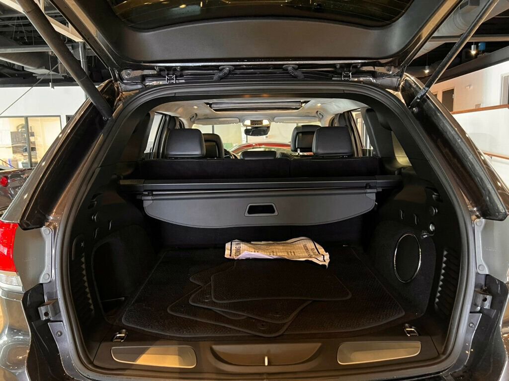 Used 2021 Jeep Grand Cherokee Summit w/ Platinum Series Group image 14