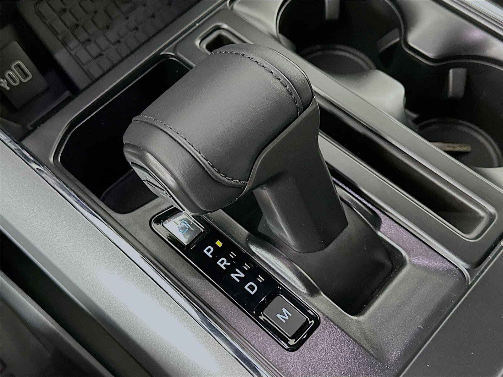 New 2026 Ford F150 XLT w/ Equipment Group 302A MID image 18