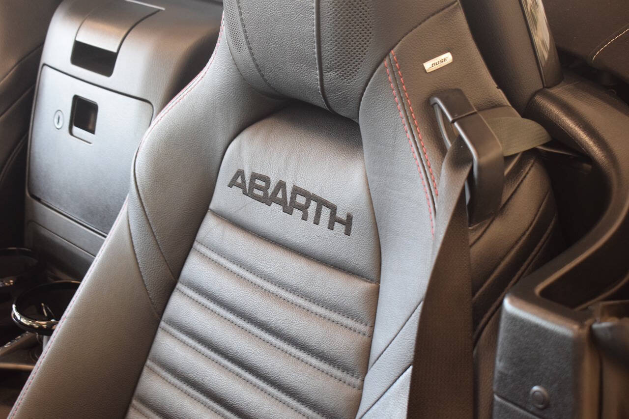 Used 2020 FIAT 124 Spider Abarth w/ Convenience Group RWD image 60