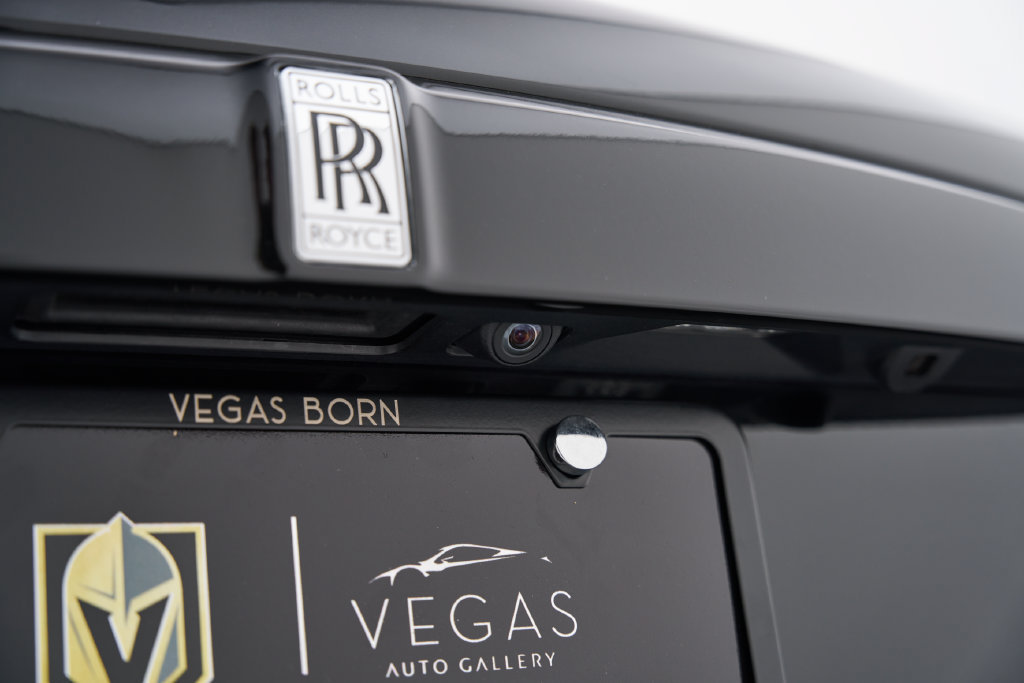 Used 2015 Rolls-Royce Wraith RWD image 25